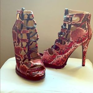 Shoedazzle Brand New Roshelle Heels